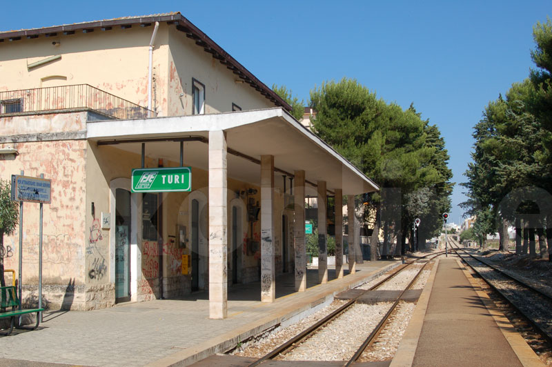 stazione-turi