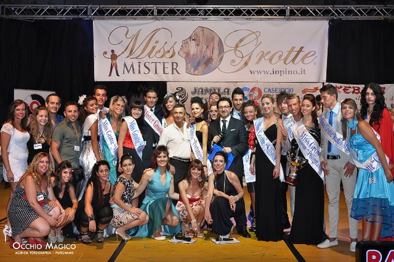 miss_grotte_2011_gruppo