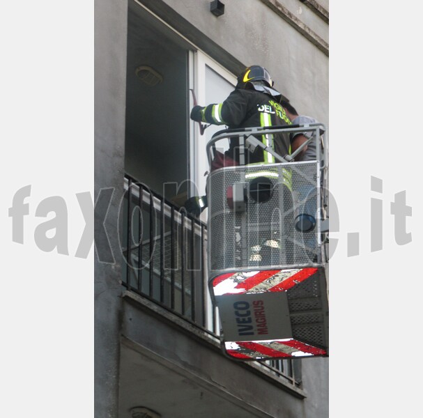 barricato_in_casa_san_pietro_piturno__4