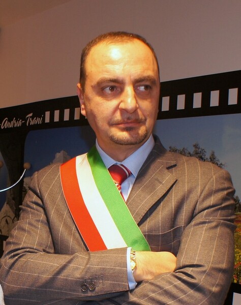 foto_sindaco_piero_longo