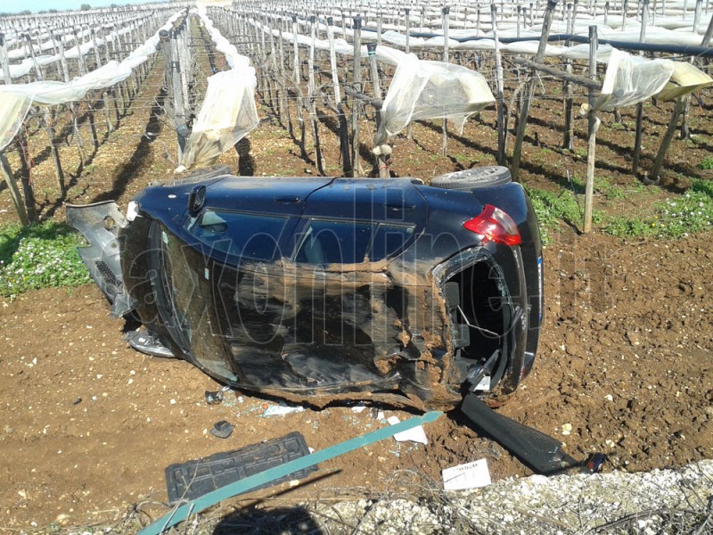 yaris ribaltata via casamassima