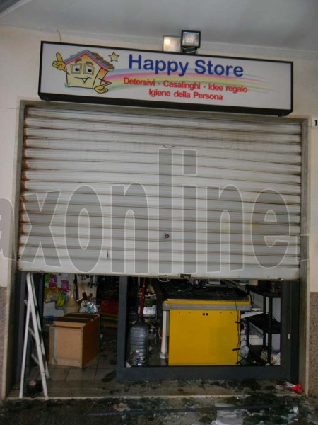 Incendio_Happystore_marchiata