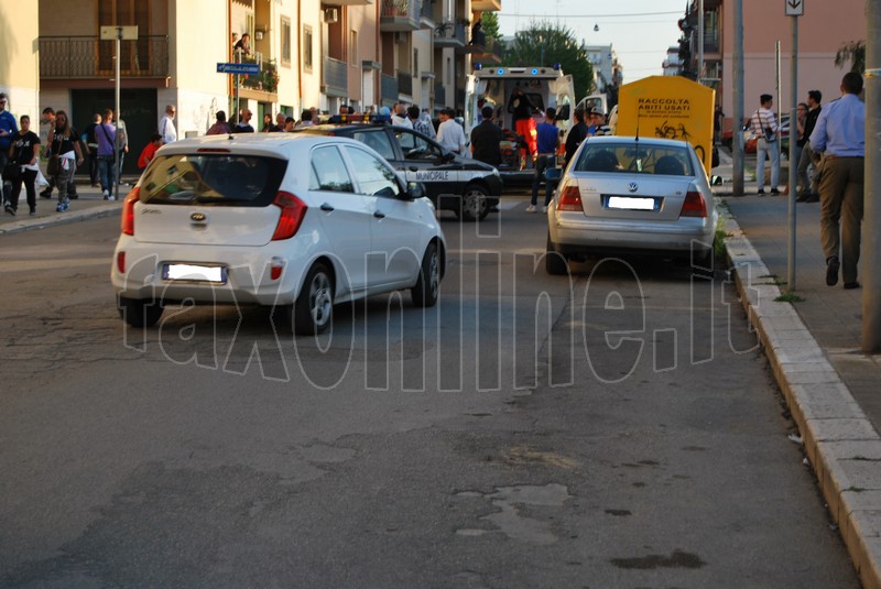 ferito_caricato_in_ambulanza