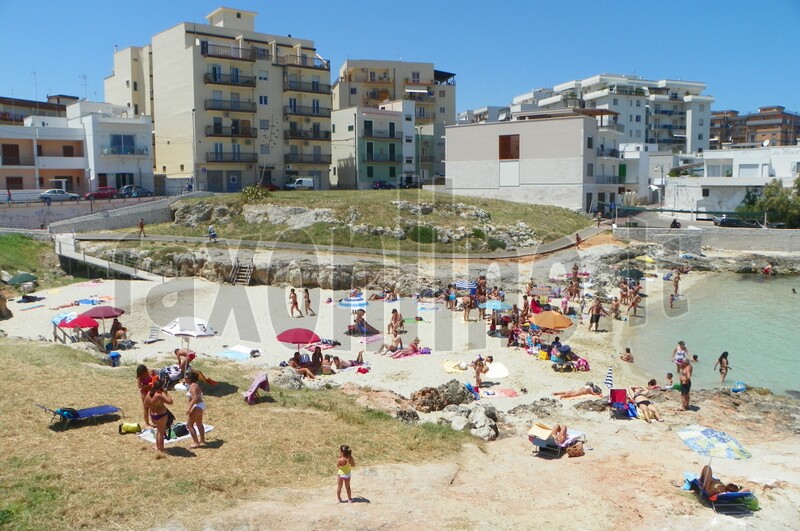 spiaggia-monopoli 1