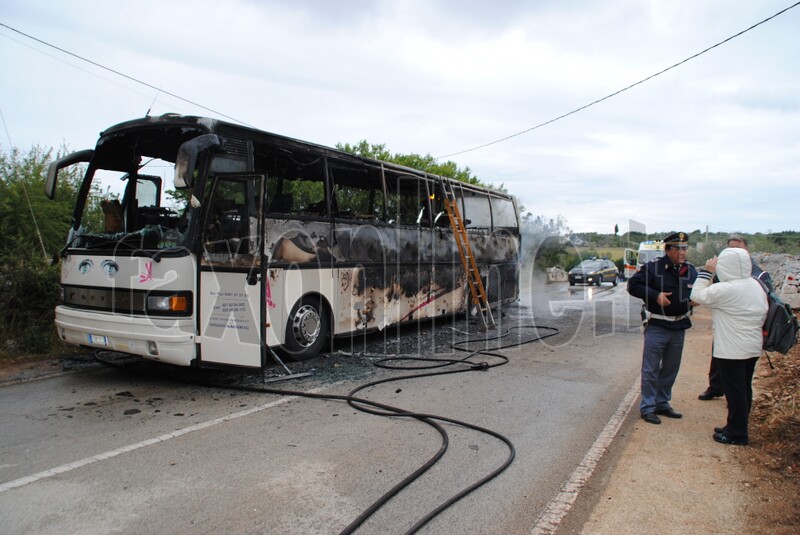 bus in fiamme-monopoli 2