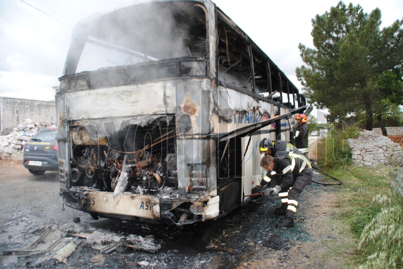 bus in fiamme-monopoli 3