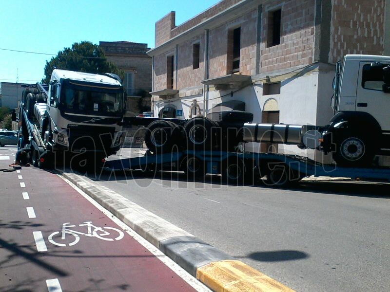 camion-via della vittoria 1