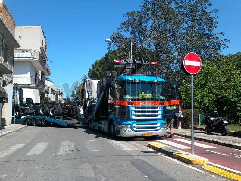 camion-via della vittoria 2