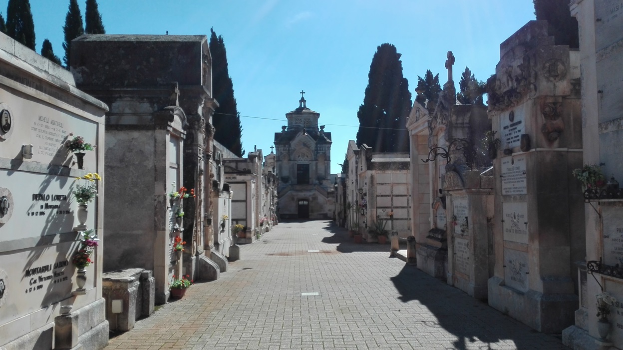 cimitero castellana