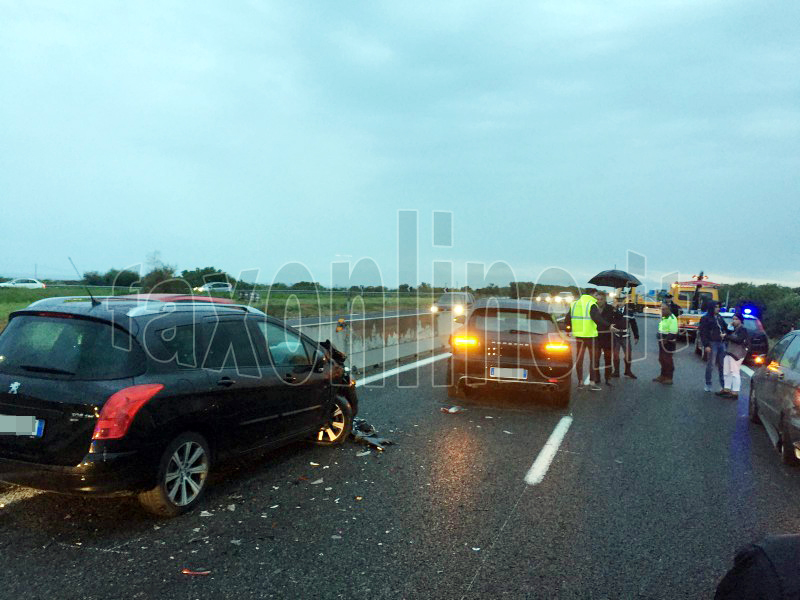 incidente porsche peugeot4