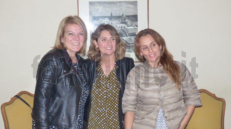 lassessore Elba con Giulia Delli Santi e Ileana Sapone