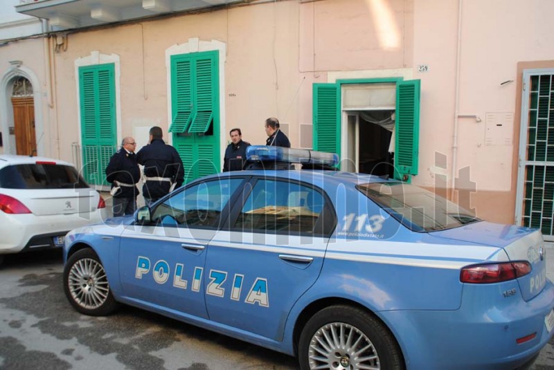 Polizia fuori via bixio