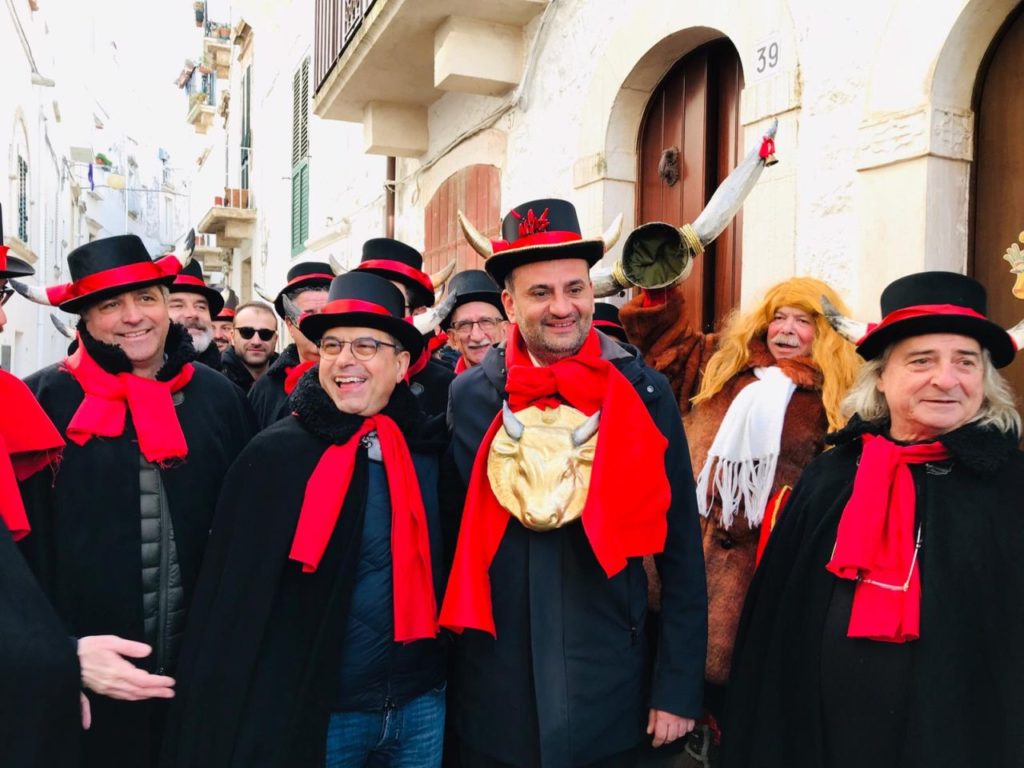 Decaro Cornuto 2019