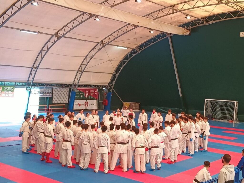 Karate, il CTR al pala D’Aprile [VIDEO]