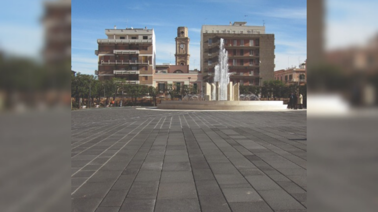 Piazza di Monopoli